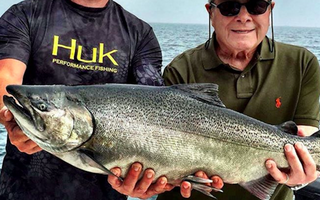 Great Lakes Salmon Fishing with Huk