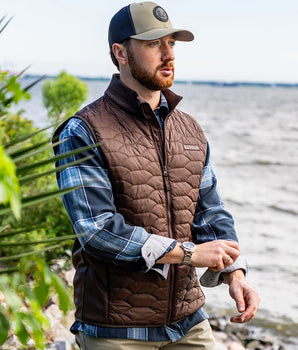 Huk Scale Hybrid Vest